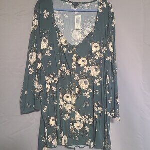 NWT Torrid Top size 4X/26